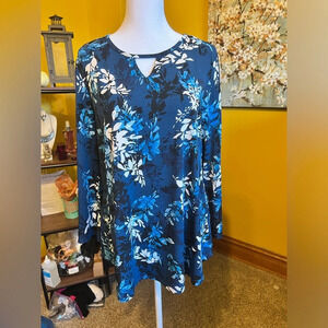 3/$15 Blue Floral Blouse l PTP 20